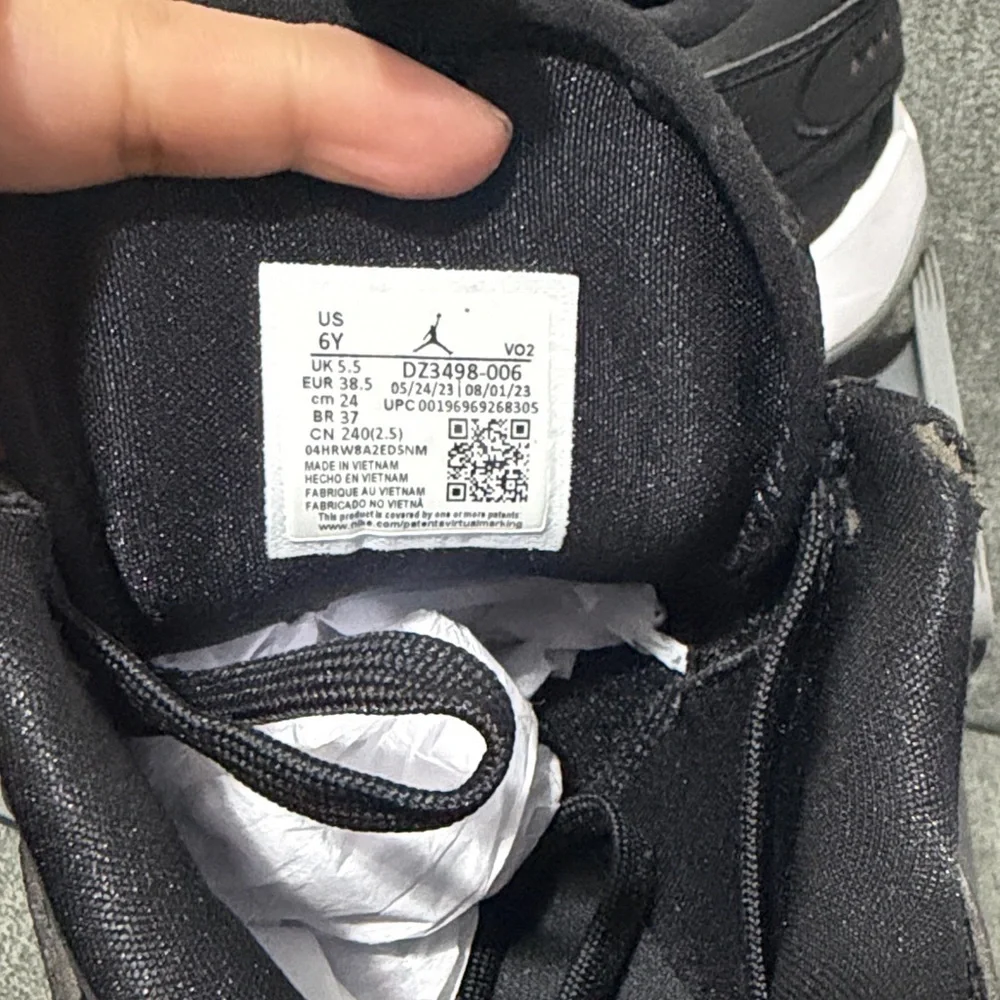 🔥 Men’s Jordan Brand Luka 2 “Bred” Basketball Sneakers 🔥